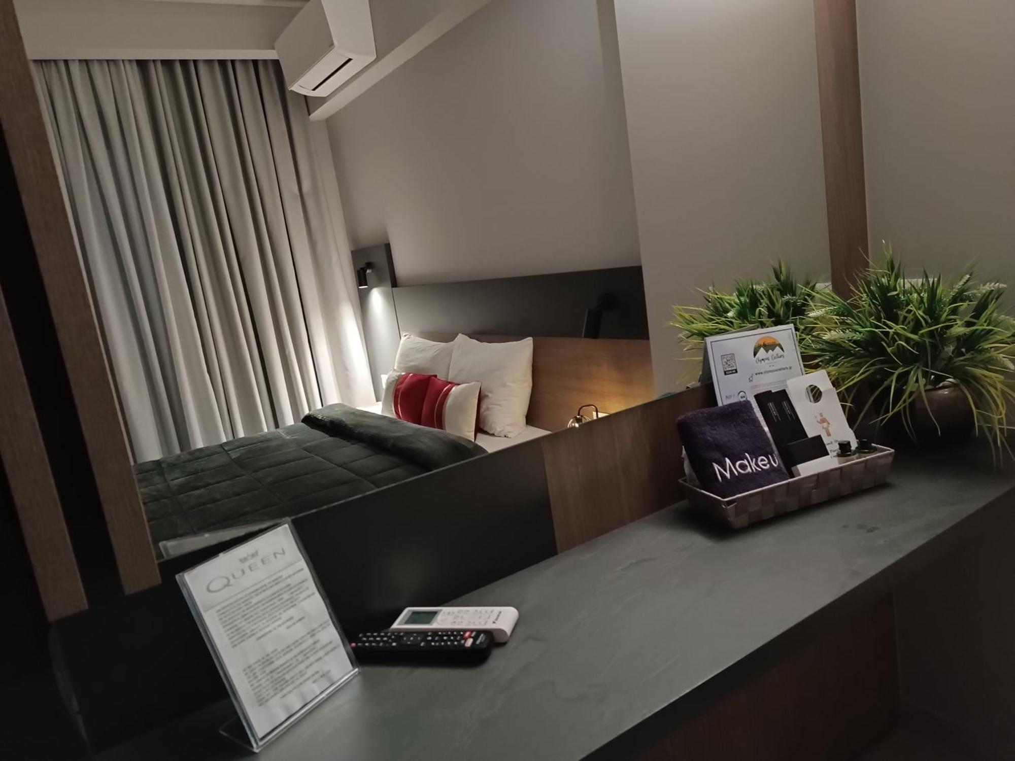 Elizabeth Queen Luxury Rooms ปาราเลียกาเตอรีนิส ภายนอก รูปภาพ
